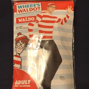Where’s Waldo Halloween Costume